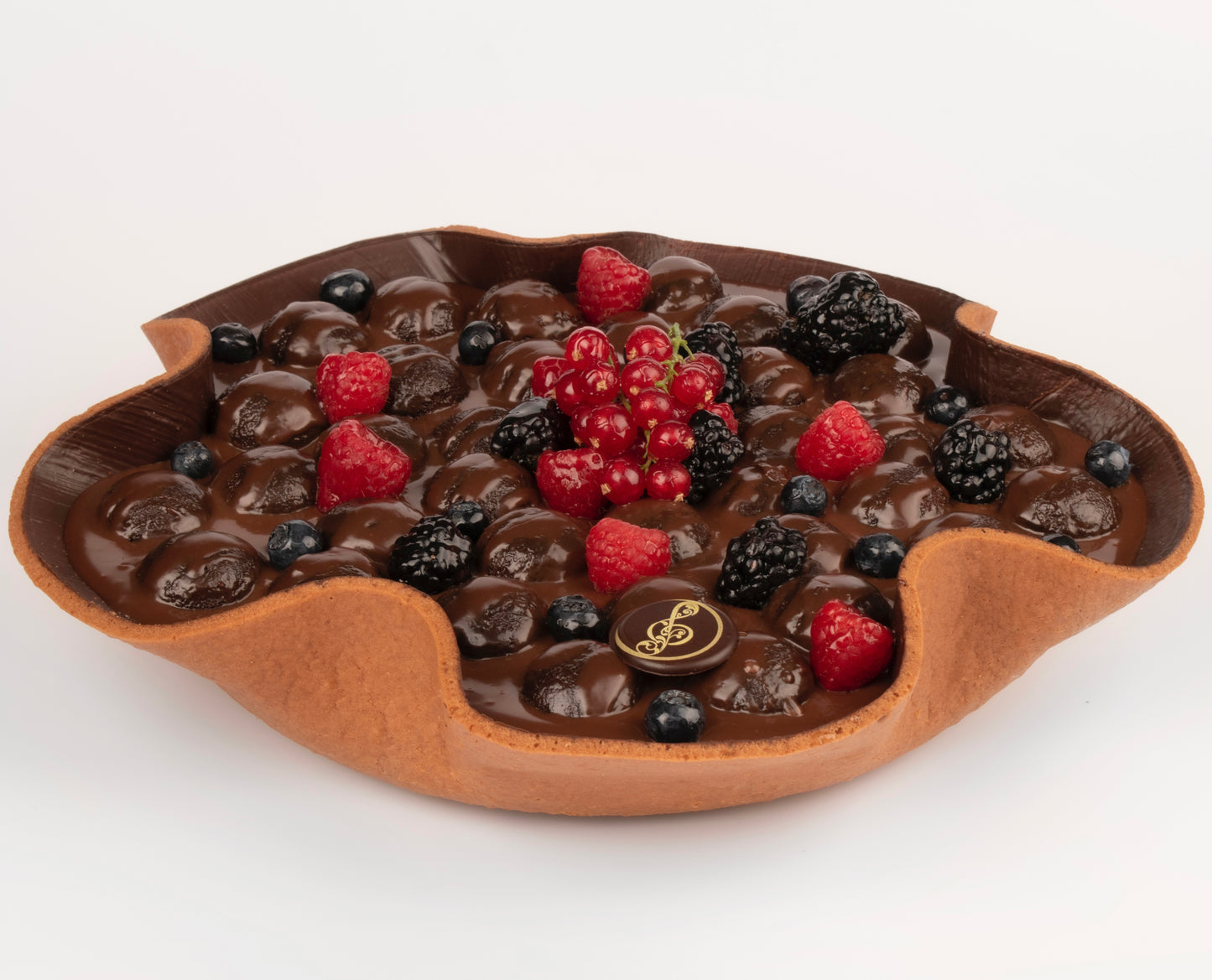 Classic Chocolate Cake - كيكة الشوكلاتة الكلاسيكية