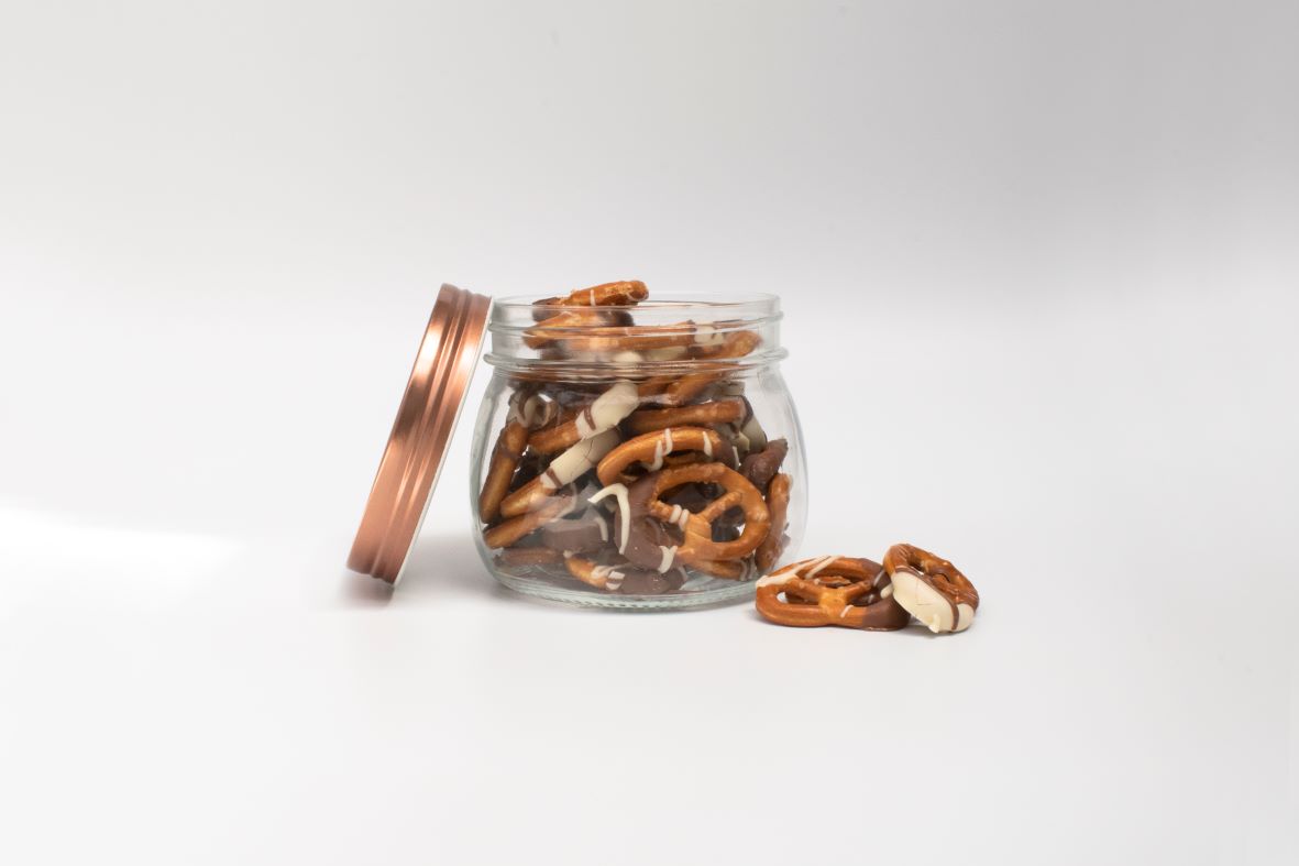 Chocolate Pretzels - برتزلز بالشوكلاتة